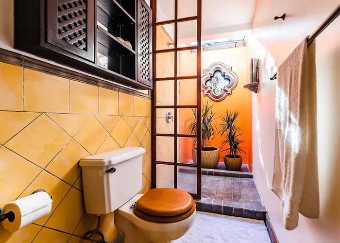 Exclusive Private Pool And Steps To The Apartamento *